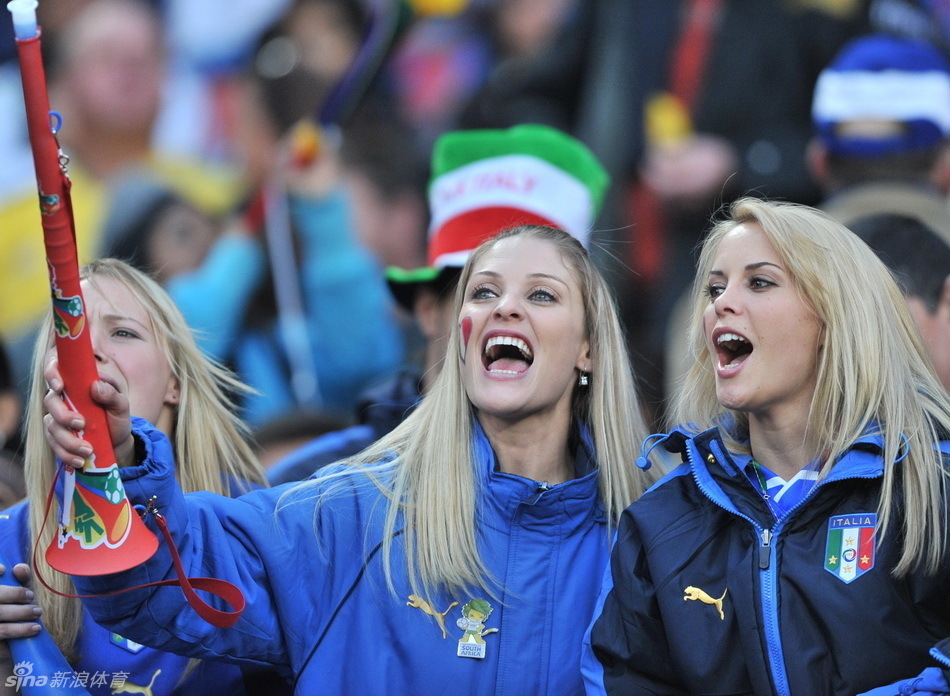 奇异果官网-包含豪强：冠军杯热身赛如火如荼的词条